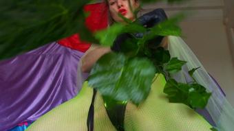 Under POISON IVY Mesmer SPELL (Goddess Vanessa)