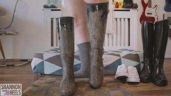 Daddy Breeds Welly Bitch (Shannon Heels)