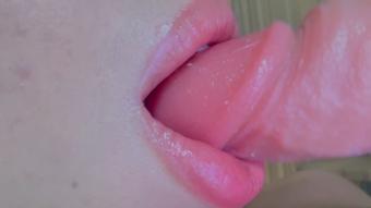 Kissing your cock (Jessica Alvarez)